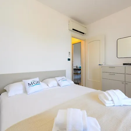 Апартаменты Mgh Lakefront Dream Peschiera *
