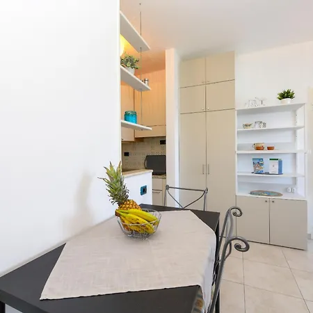 Mgh Lakefront Dream Peschiera Пескьера-дель-Гарда