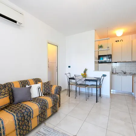 Apartment Mgh Lakefront Dream Peschiera Peschiera del Garda